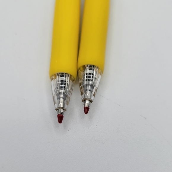 Sanrio Pompompurin 2 Pack of Pens - Picture 5 of 6